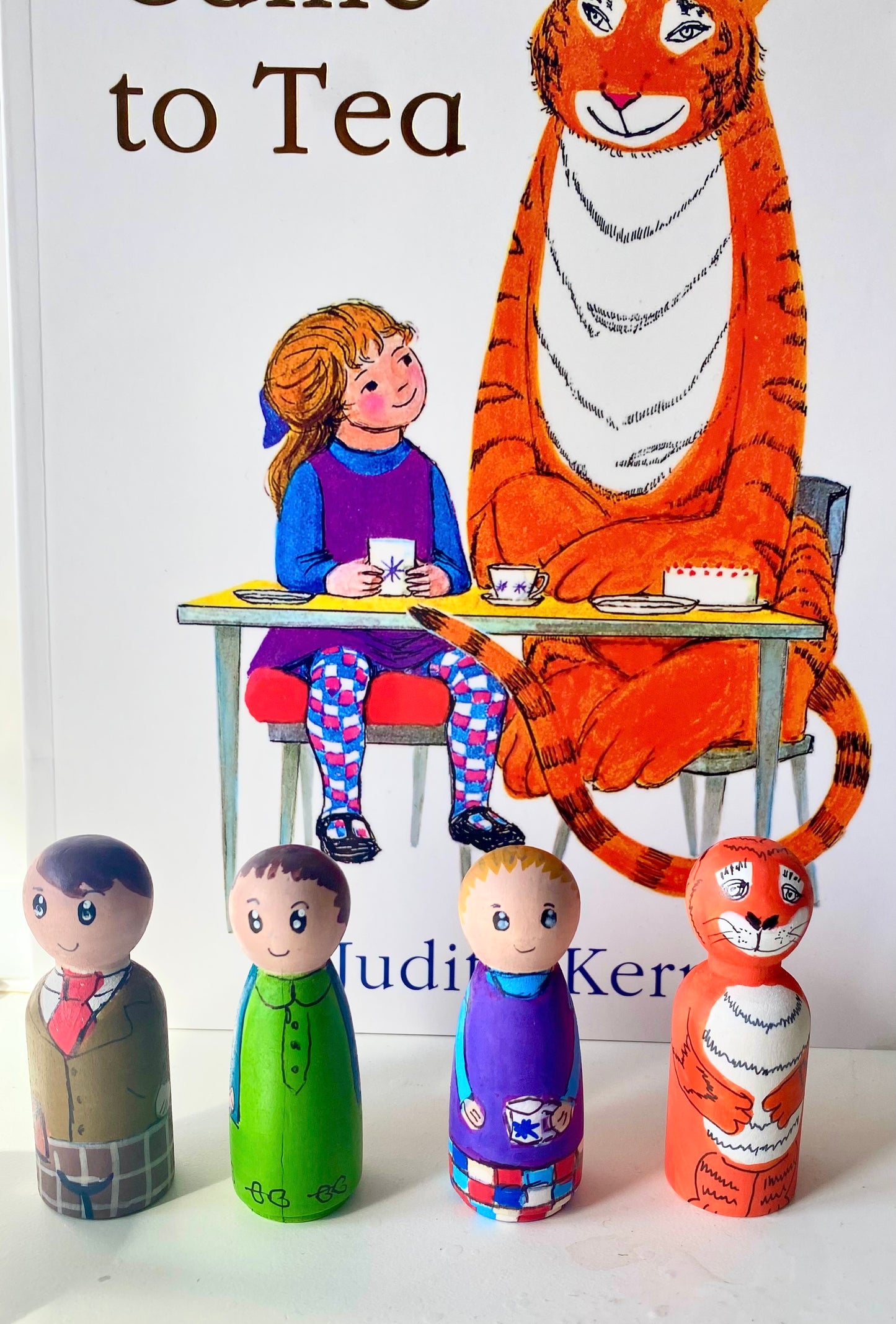 The tiger who came for tea book and buddy bag